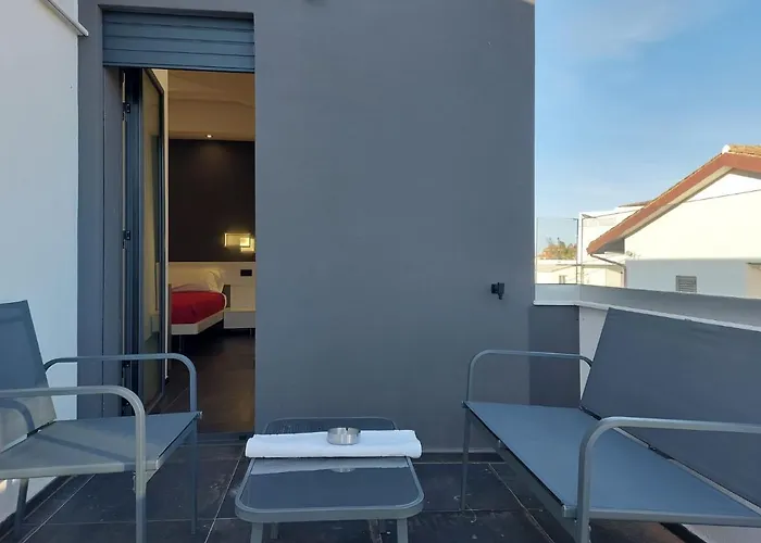 Couette-café Incantos Charme 4*