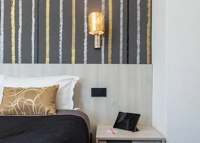 Couette-café Incantos Charme 4*